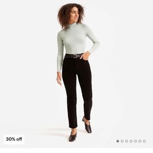 Everlane Straight-Leg Corduroy Crop Pant Black